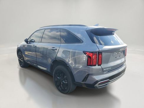 Used 2023 Kia Sorento SX AWD/4WD image 3