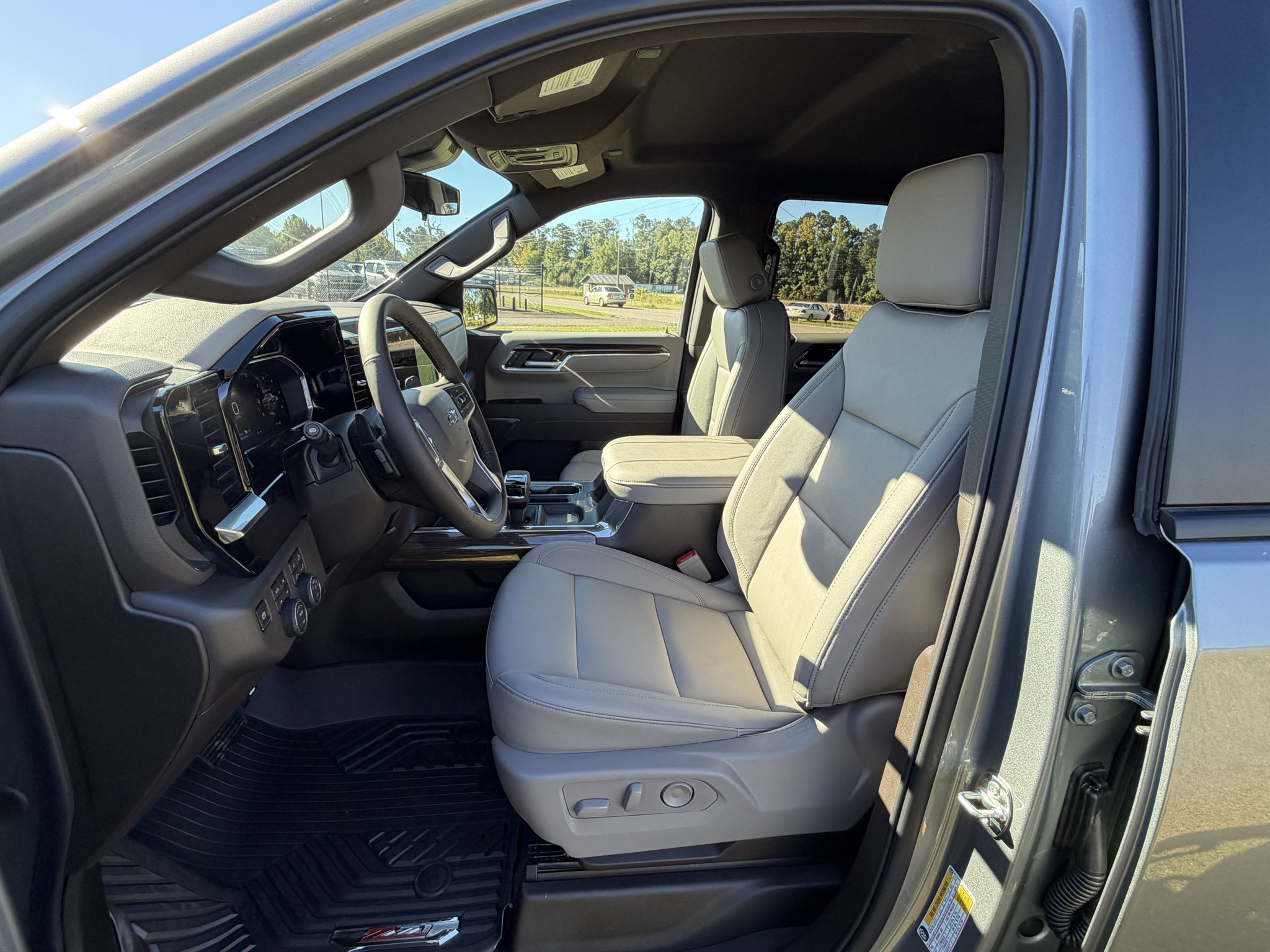New 2026 Chevrolet Silverado 1500 RST w/ All Star Edition Plus AWD/4WD image 15