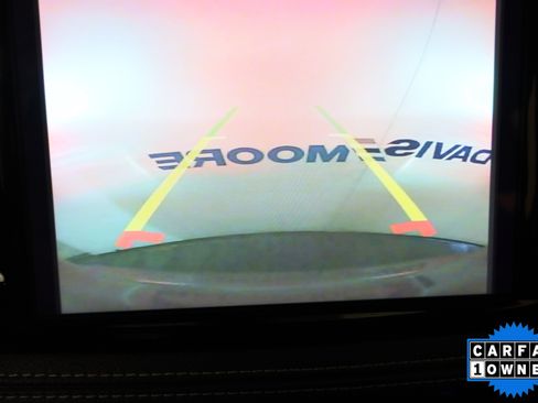 Used 2025 Chrysler Pacifica Limited image 26