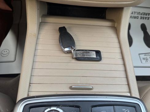 Used 2015 Mercedes-Benz GL 450 4MATIC image 40