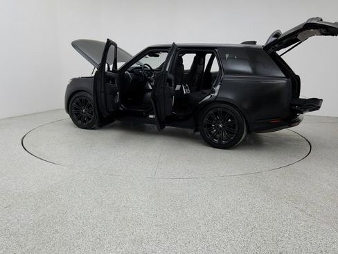 Certified 2023 Land Rover Range Rover SE image 12