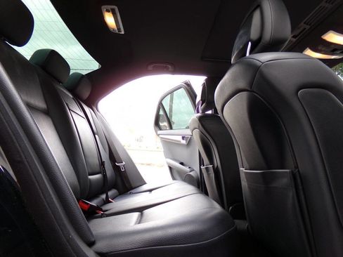 Used 2014 Mercedes-Benz C 300 4MATIC Sedan image 20