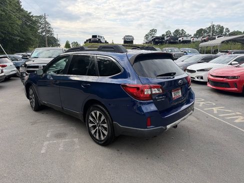 Used 2015 Subaru Outback 2.5i Limited AWD/4WD image 5