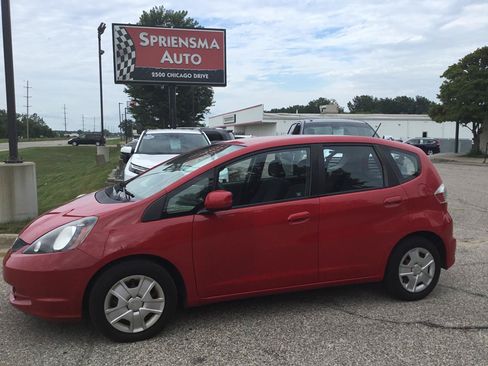 Used 2012 Honda Fit image 10