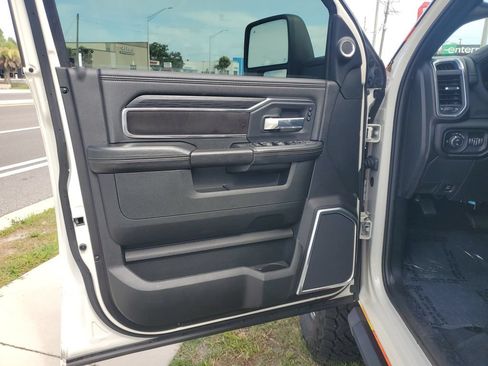 Used 2024 RAM 3500 Laramie w/ Night Edition AWD/4WD image 23