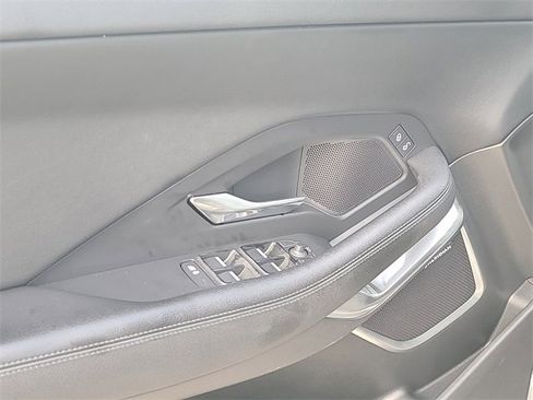 Used 2020 Jaguar E-PACE image 21