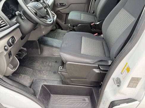 Used 2025 Ford Transit 250 Low Roof w/ Exterior Upgrade Package RWD image 10
