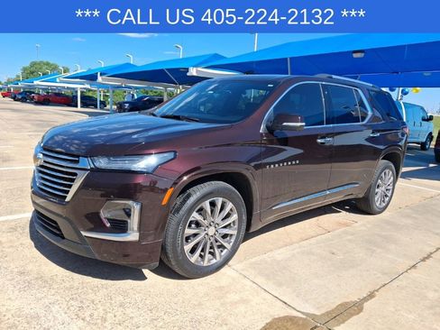 Used 2023 Chevrolet Traverse Premier AWD/4WD image 1