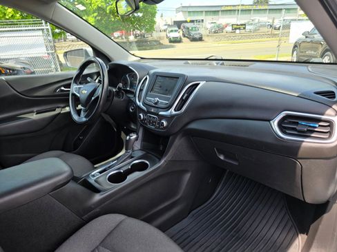 Used 2019 Chevrolet Equinox LT FWD image 10