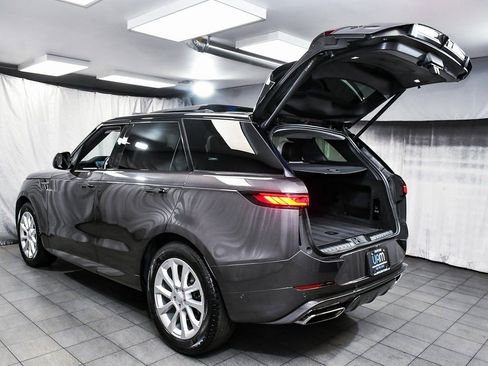 Used 2023 Land Rover Range Rover Sport SE Dynamic image 70