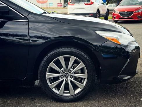 Used 2017 Toyota Camry XLE FWD image 44