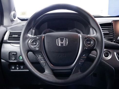 Certified 2023 Honda Ridgeline Sport image 16