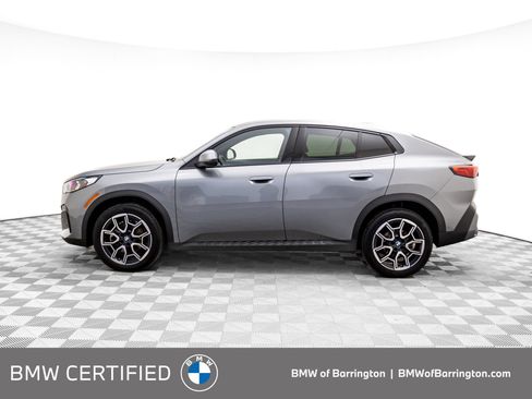 Certified 2025 BMW X2 xDrive28i w/ Premium Package image 2