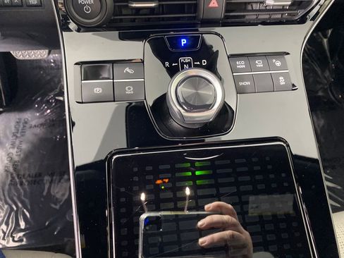 Certified 2024 Toyota bZ4X Limited image 21