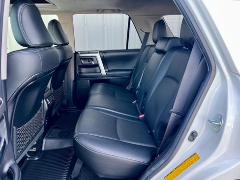 Used 2016 Toyota 4Runner Limited image 35