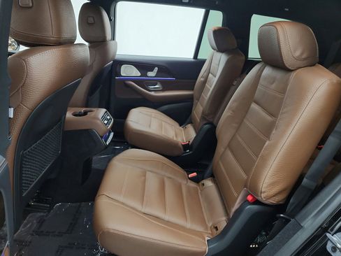 Certified 2024 Mercedes-Benz GLS 450 4MATIC image 13