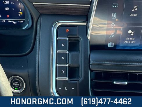 Used 2024 Chevrolet Tahoe LT image 32