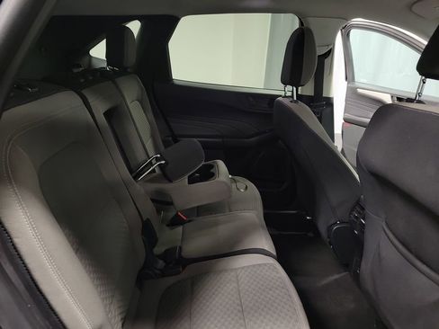 Used 2022 Ford Escape SE w/ SE Sport Appearance Package FWD image 21