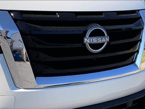 Certified 2024 Nissan Pathfinder Platinum AWD/4WD image 27