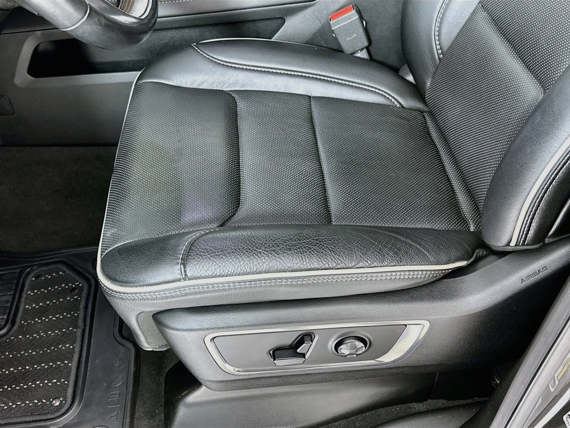 Used 2020 RAM 1500 Limited RWD image 21