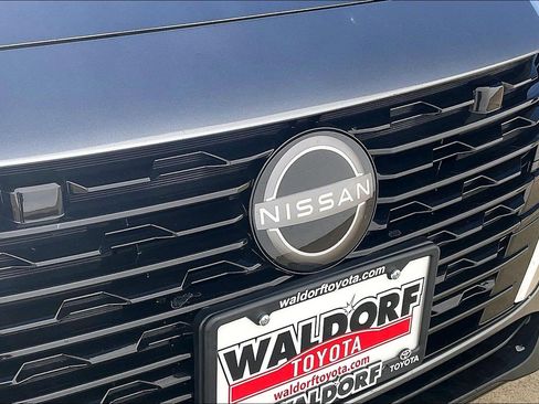 Used 2024 Nissan Sentra SV image 34