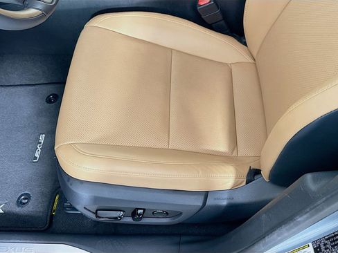 Certified 2025 Lexus RX 350 Premium w/ Convenience Package FWD image 20
