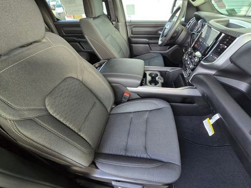 New 2026 RAM 1500 Express AWD/4WD image 20