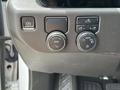 Certified 2023 Chevrolet Silverado 1500 LT RWD image 18
