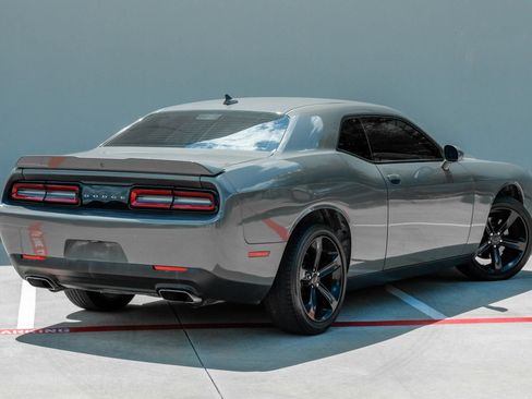 Used 2018 Dodge Challenger R/T w/ Sound Group RWD image 4