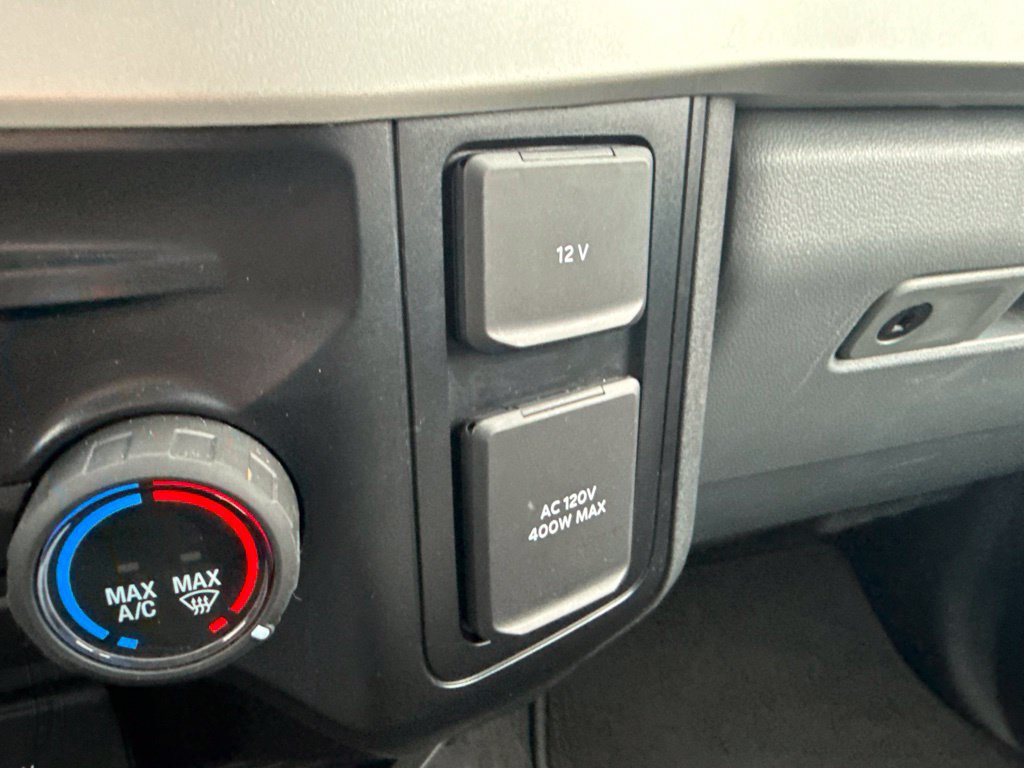 Used 2025 Ford F350 XLT AWD/4WD image 27