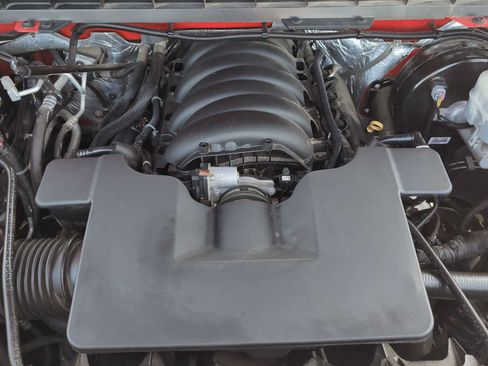 Used 2018 Chevrolet Silverado 1500 LT w/ All Star Edition AWD/4WD image 27