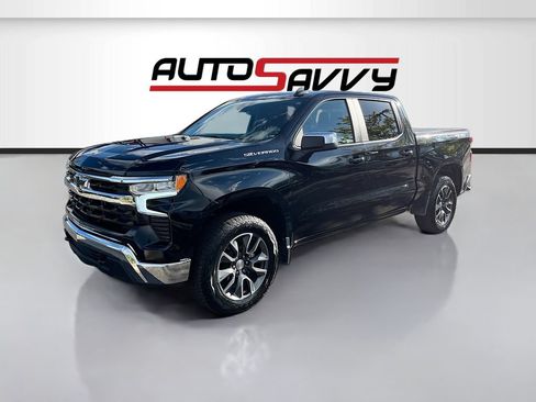 Used 2024 Chevrolet Silverado 1500 LT AWD/4WD image 3