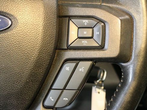 Used 2018 Ford F150 XLT w/ Equipment Group 302A Luxury image 21