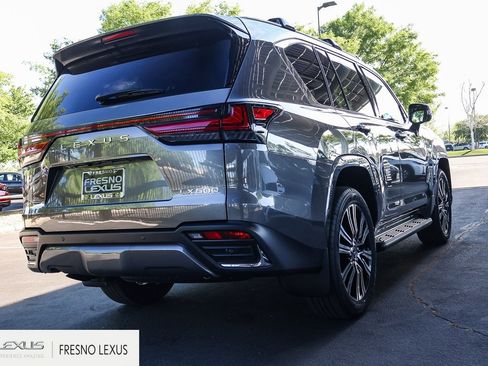 New 2026 Lexus LX 600 4WD w/ Luxury Package image 6