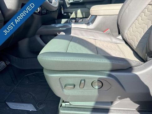 New 2026 Chevrolet Silverado 2500 ZR2 image 12