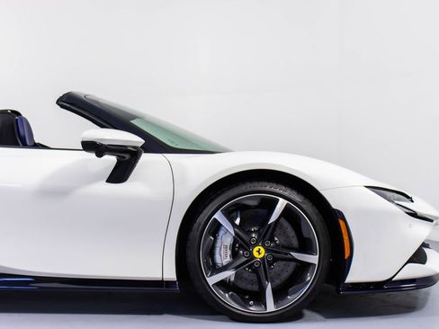 Certified 2022 Ferrari SF90 Spider AWD/4WD image 17