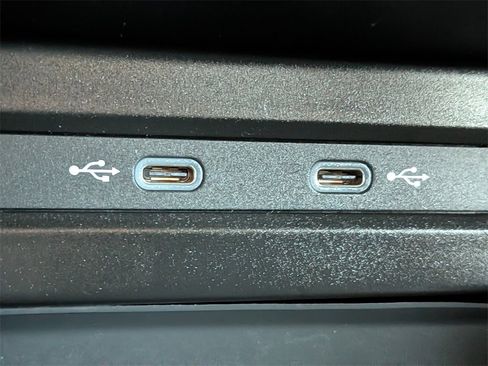 Used 2023 Volkswagen Tiguan SE image 20