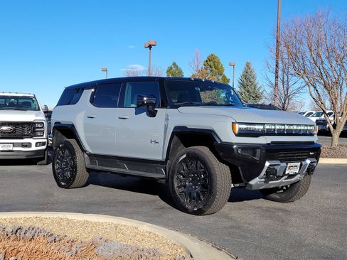 New 2026 GMC Hummer EV SUV w/ LPO, Dark Essentials Package AWD/4WD image 1