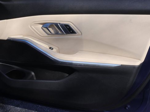 Used 2021 BMW 330i Sedan image 15