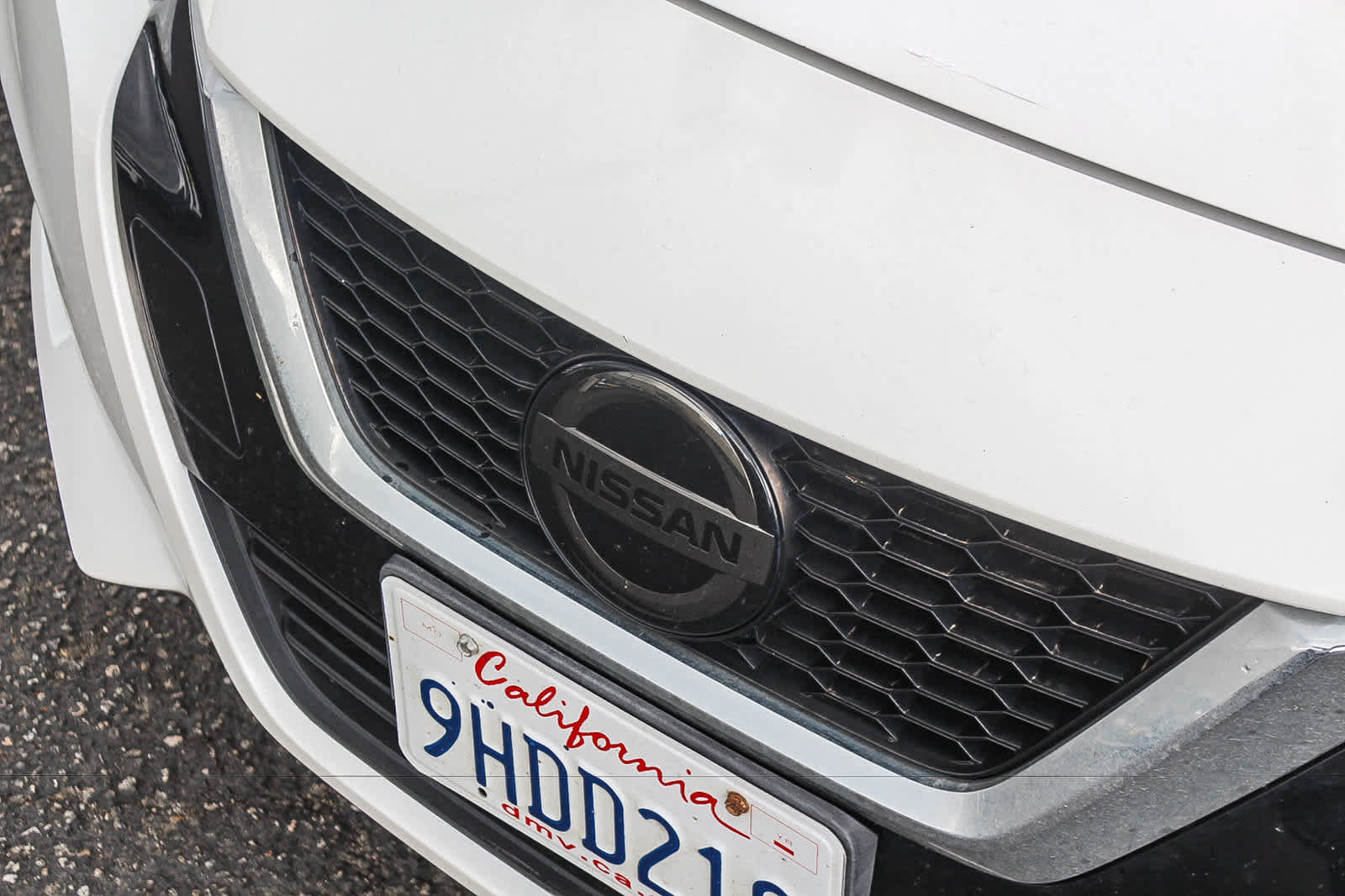 Used 2020 Nissan Versa SV FWD image 14