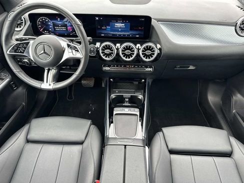Certified 2025 Mercedes-Benz GLA 250 4MATIC image 12