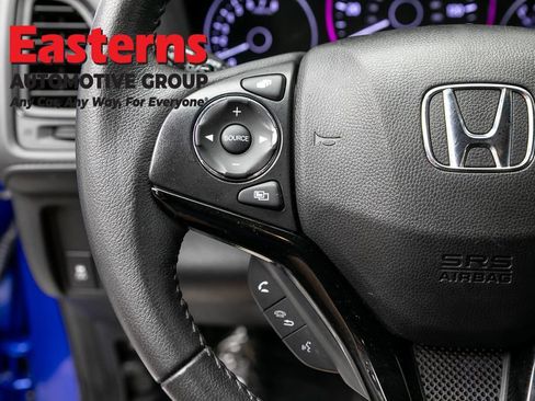 Used 2021 Honda HR-V Sport image 14