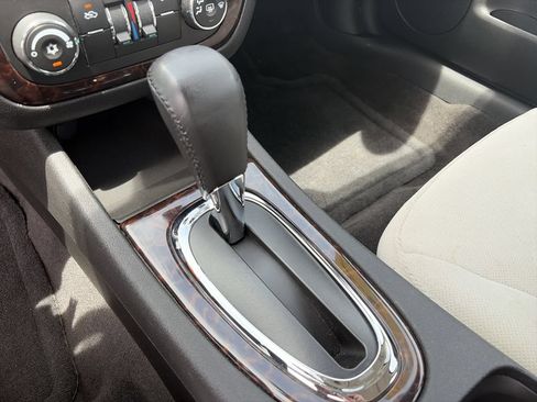 Used 2013 Chevrolet Impala LT w/ LT Sunroof Package FWD image 24