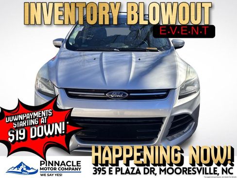 Used 2015 Ford Escape Titanium w/ Equipment Group 301A image 3
