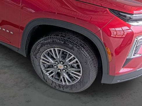 New 2026 Chevrolet Traverse LT w/ Driver Confidence Package FWD image 16
