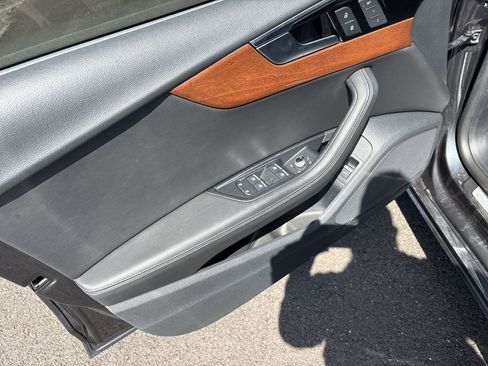 Used 2022 Audi A5 2.0T Premium Plus w/ Premium Plus image 15