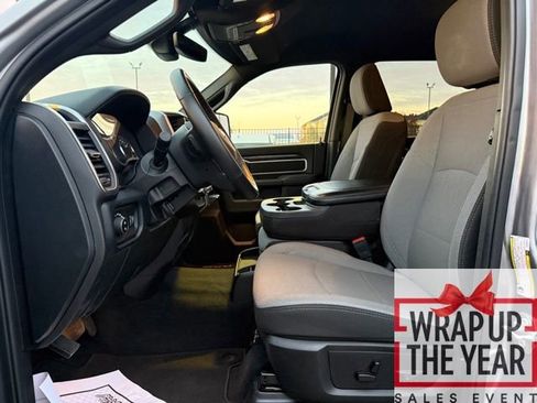 Used 2024 RAM 2500 Big Horn w/ Bed Utility Group image 11