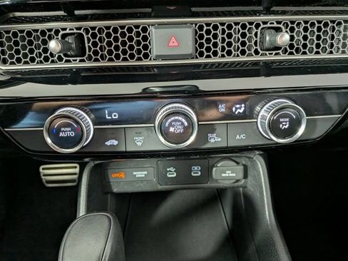 Used 2025 Honda Civic Sport image 19
