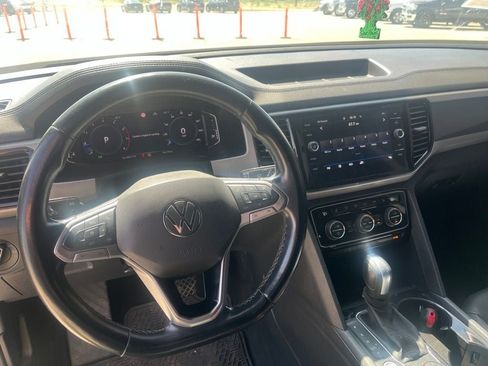 Used 2020 Volkswagen Atlas Cross Sport SEL AWD/4WD image 24