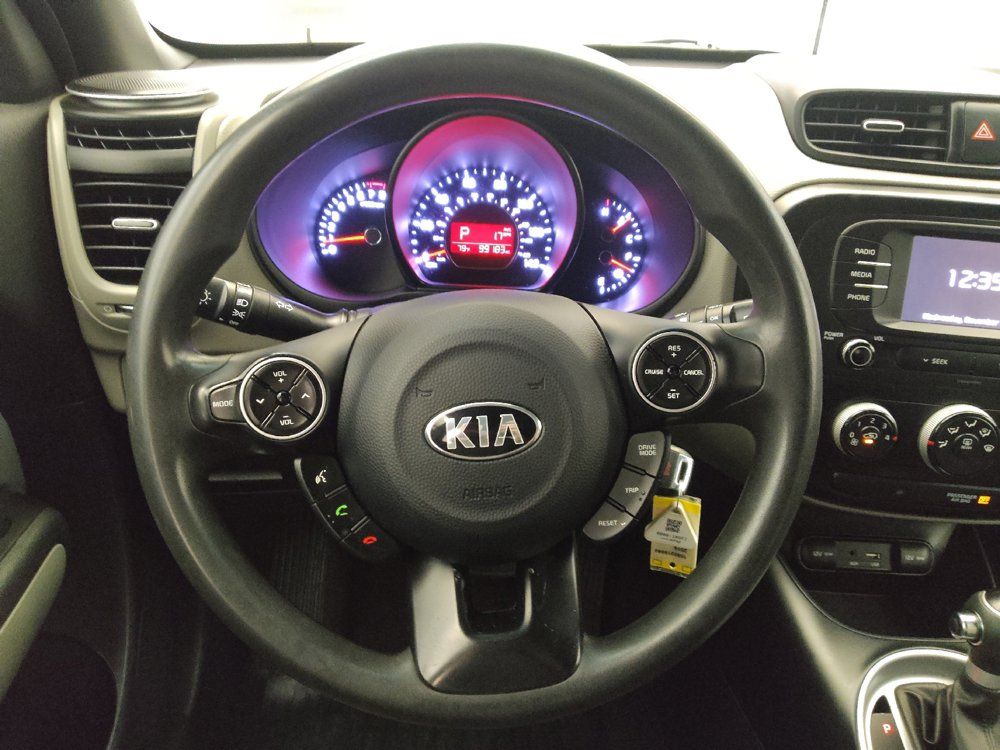 Used 2019 Kia Soul FWD image 22